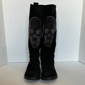SESTO Muecci black tall boots made of suede material, bedazzled skull  EUC 41